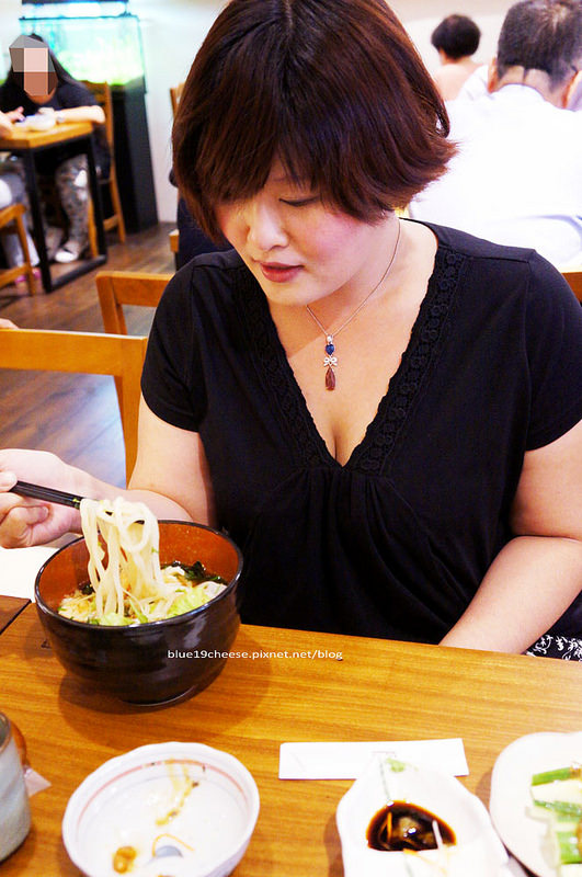 【台中西區烏龍麵】子梧桐日式餐廳 – 蛋奶素和全素食餐廳.加映五月微風鹹派
