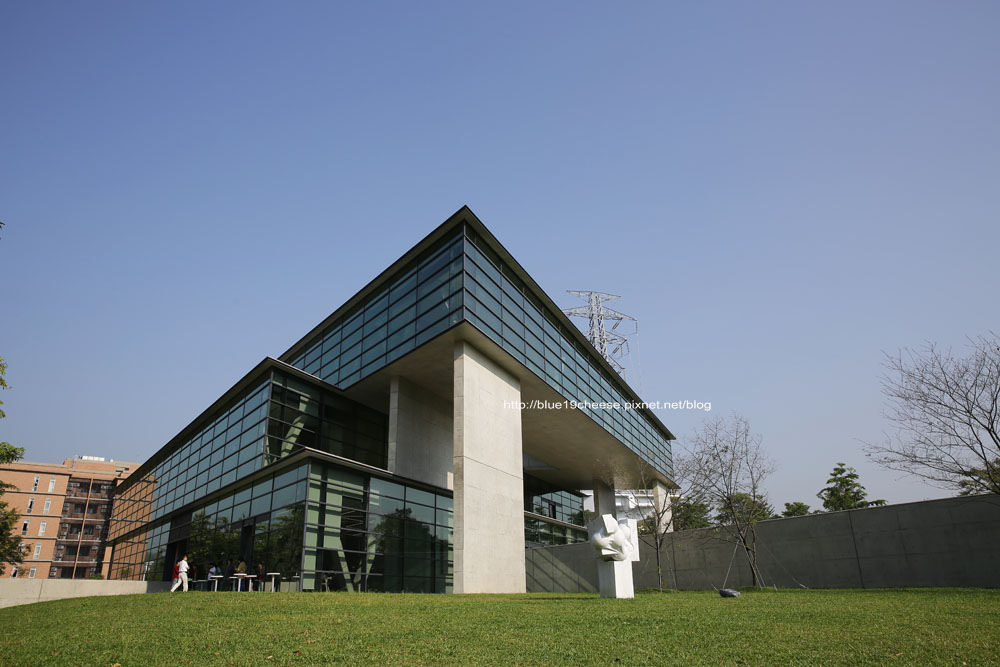 台中 亞洲大學安藤藝術館 – 旅行造就一位建築家.台灣第一座安藤館