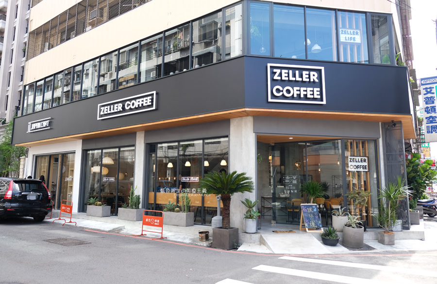 台中南屯│Zeller Coffee-日本知名設計團隊Ampersand Design Studio打造日式美學風格，木質調空間結合樸實水泥裝潢