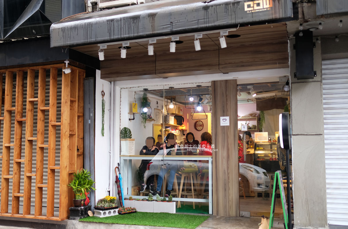 台中豐原│渺渺Maio2-豐原巷弄咖啡甜點店，結合精品和服飾的複合式空間